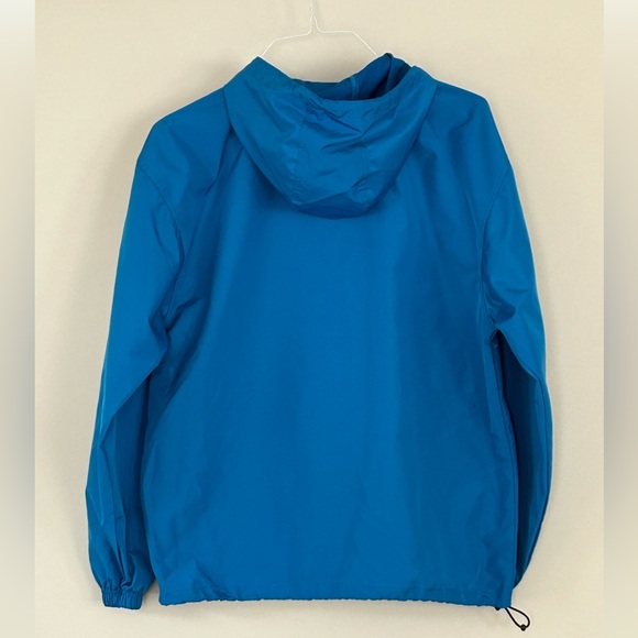 Champion Packable Jacket Script
Logo Pullover size Medium NWOT (unisex)
Blue - Picture 3 of 9